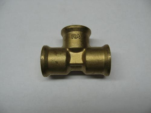 Переходник Р5 М16x1.5/М16x1.5/Р5 Т-образный