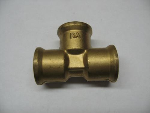Переходник Р5 М16x1.5/Р5/М16x1.5 T-образный