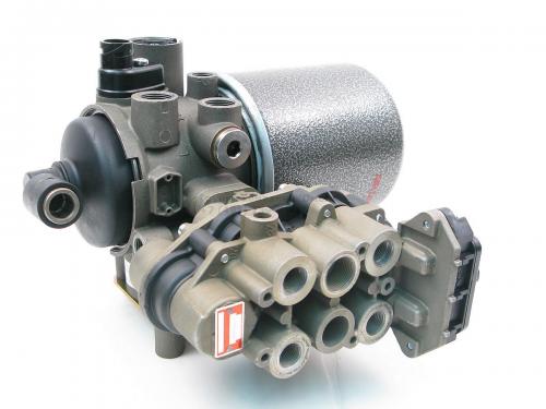 Кран осушителя IVECO Stralis в сборе c 4-х контурным 4324160020+9325001020